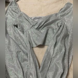 Sparkly crop long sleeve top
